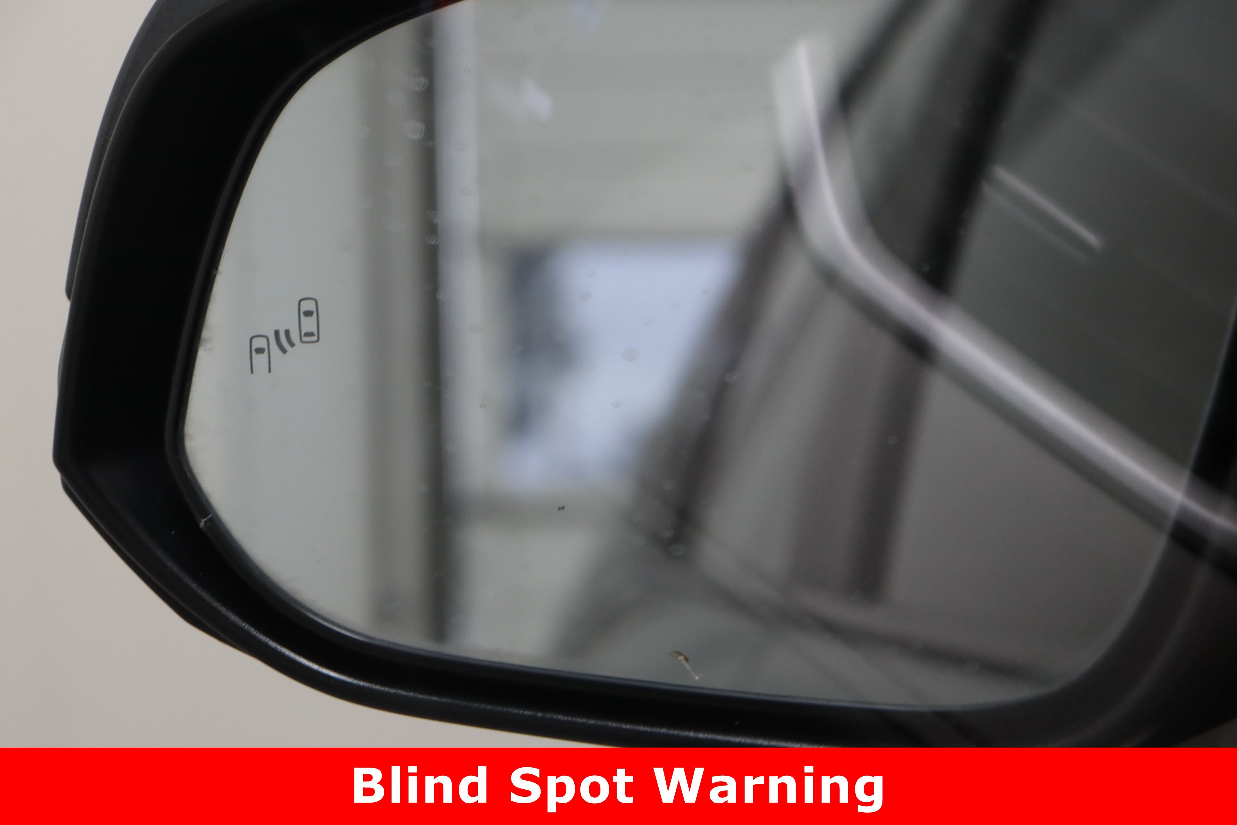 Used 2023 Toyota RAV4 Limited image 23