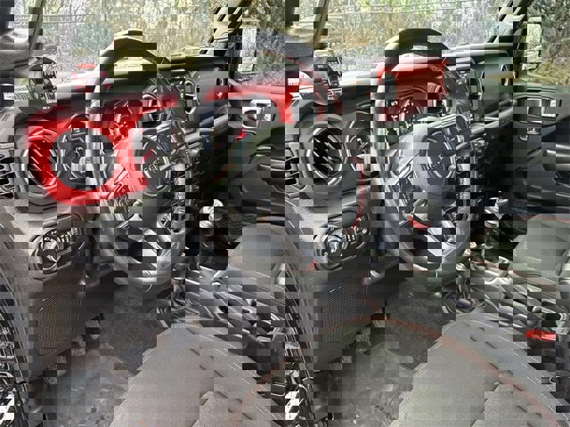 Used 2020 Jeep Wrangler Rubicon image 24