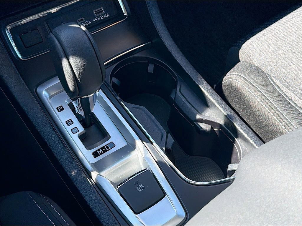 Used 2025 Subaru Ascent Premium AWD/4WD image 27