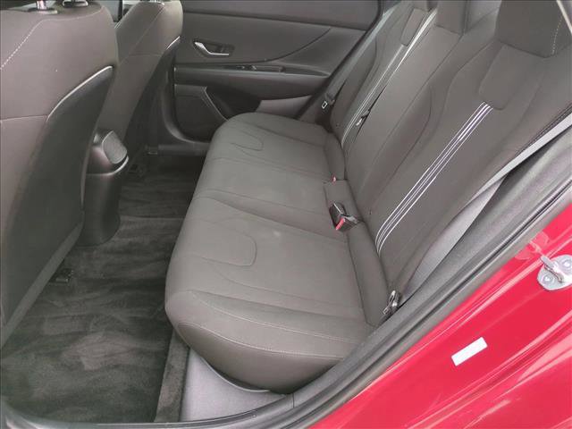 Used 2023 Hyundai Elantra SEL w/ Convenience Package image 19