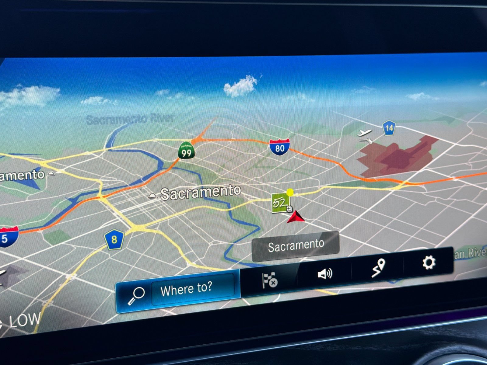 Used 2022 Mercedes-Benz E 350 Sedan image 17