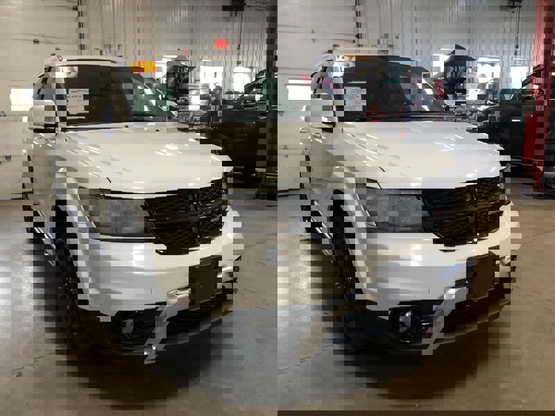 Used 2020 Dodge Journey Crossroad image 4