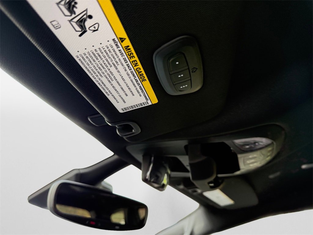 New 2026 Chrysler Pacifica Select image 27