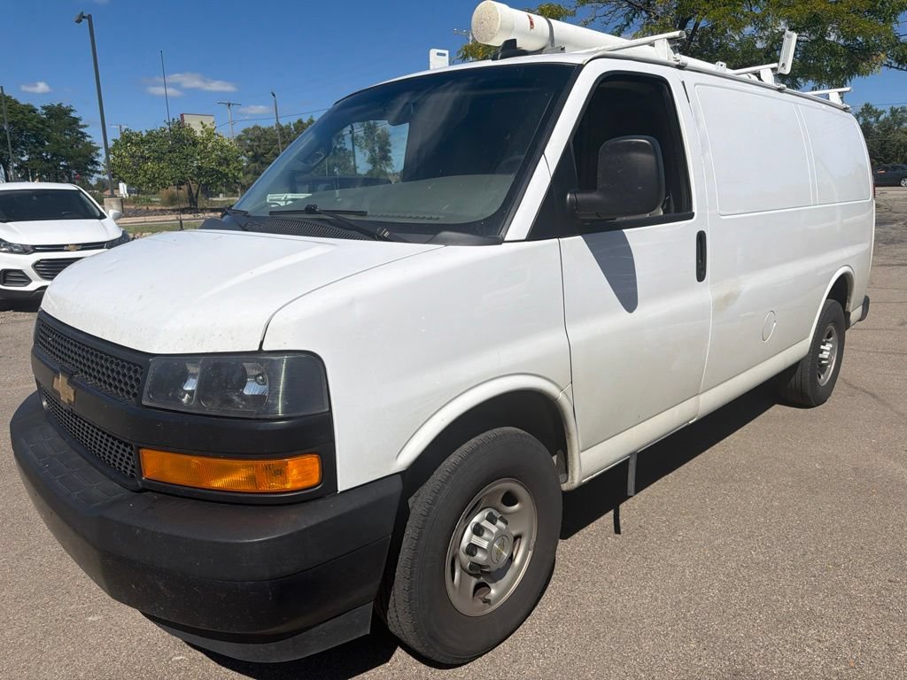 Used 2022 Chevrolet Express 2500 w/ Driver Convenience Package RWD image 1