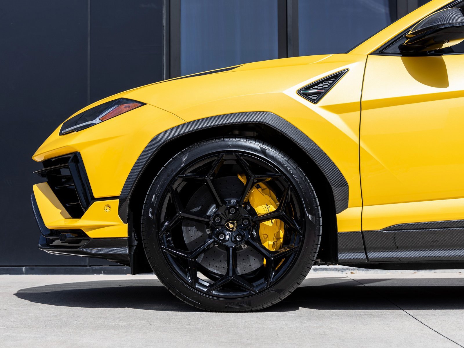 Used 2024 Lamborghini Urus Performante image 11