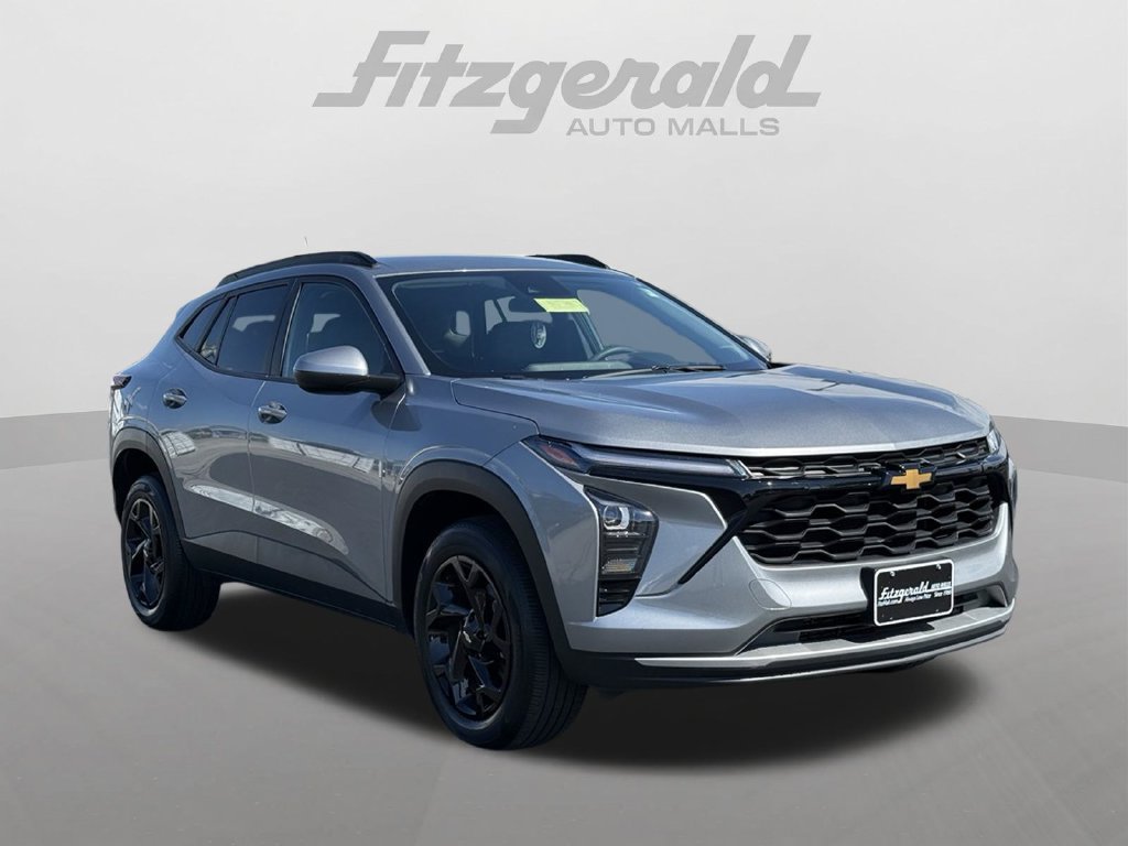 Used 2025 Chevrolet Trax LT