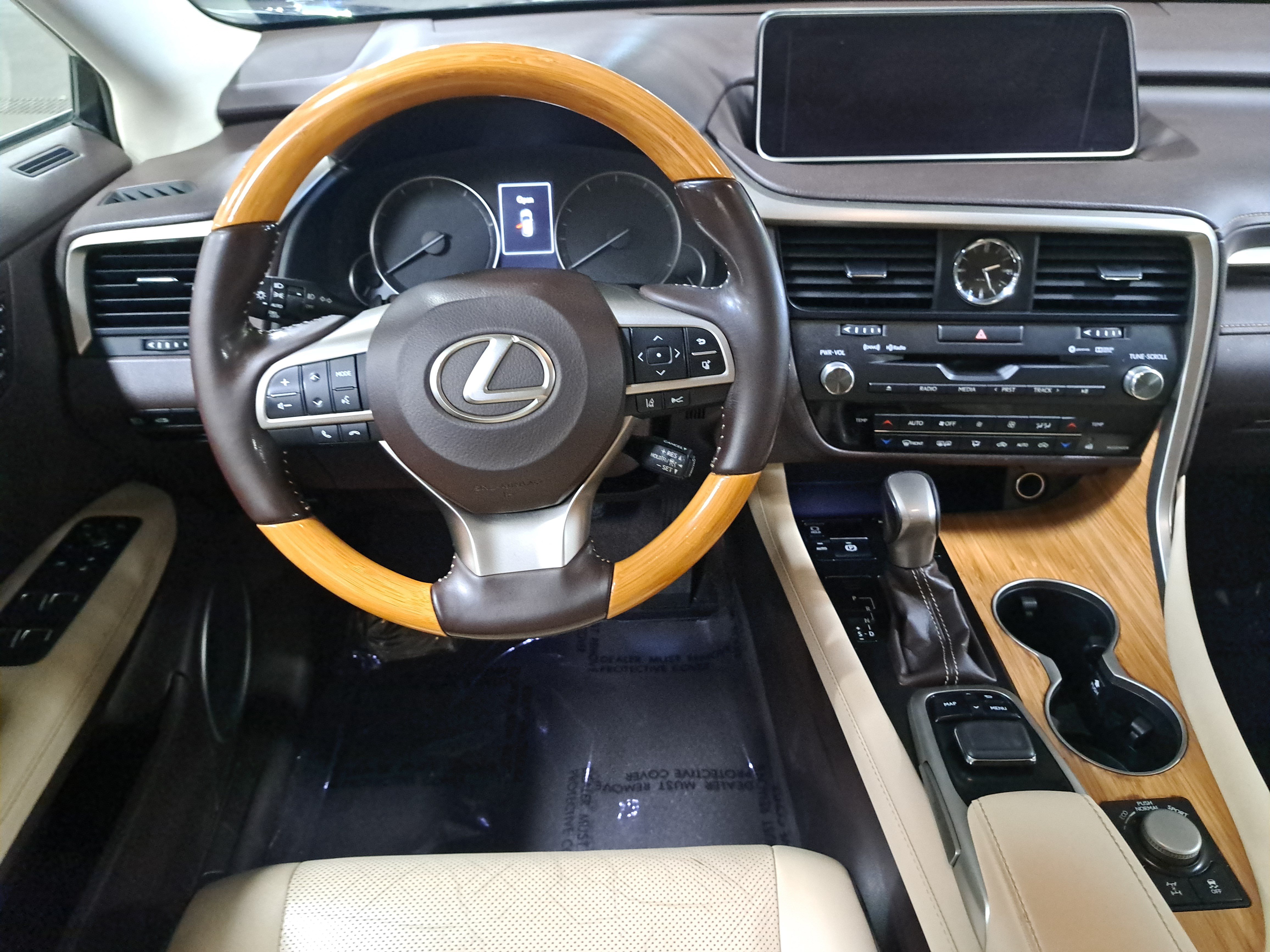 Used 2016 Lexus RX 350 AWD w/ Premium Package image 16