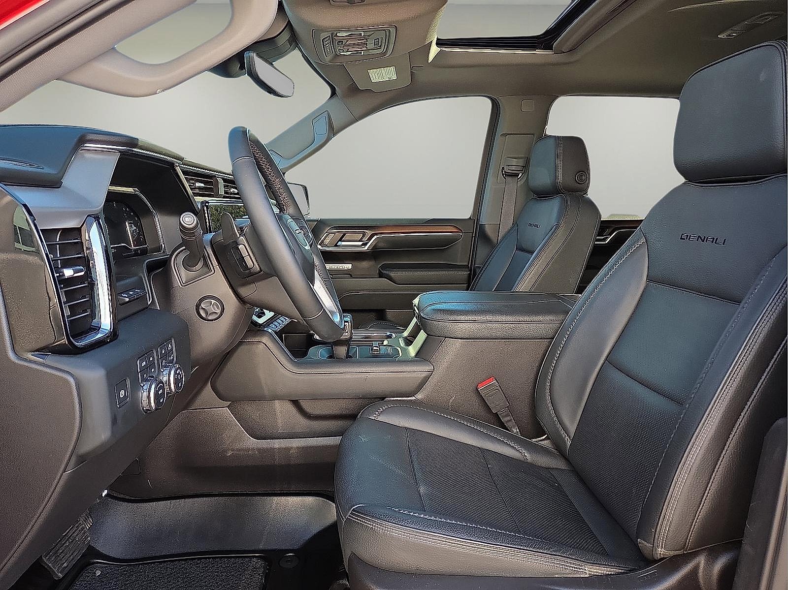 Used 2024 GMC Sierra 1500 Denali w/ Denali Reserve Package image 15