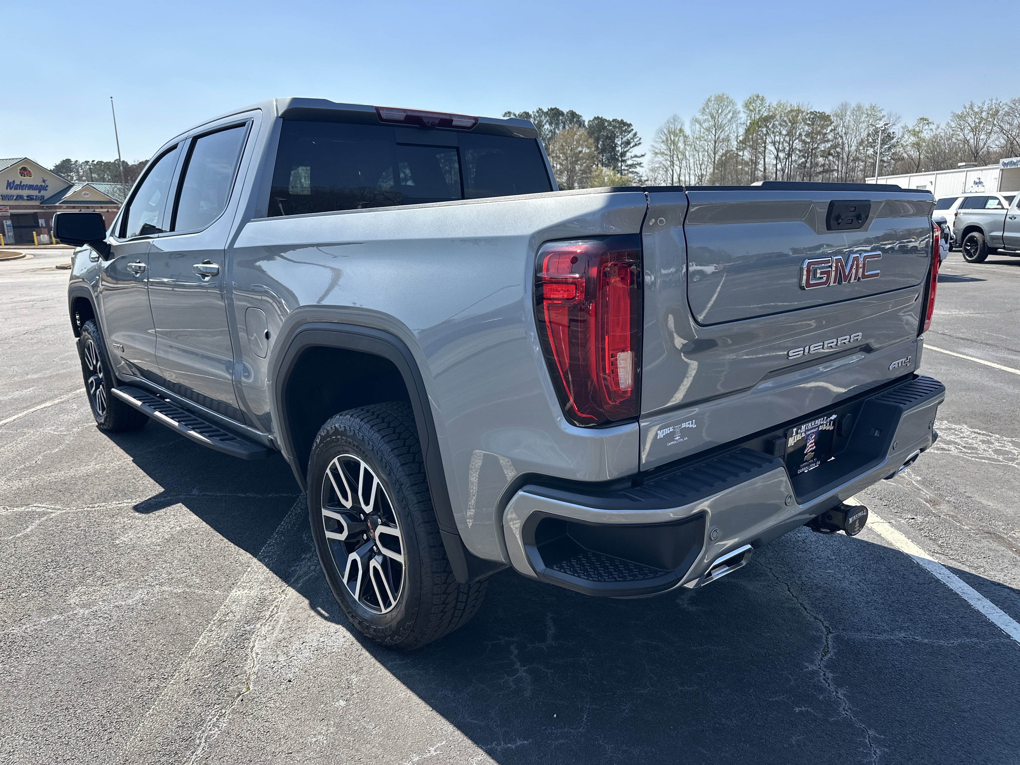 Used 2025 GMC Sierra 1500 AT4 w/ AT4 Premium Package image 6