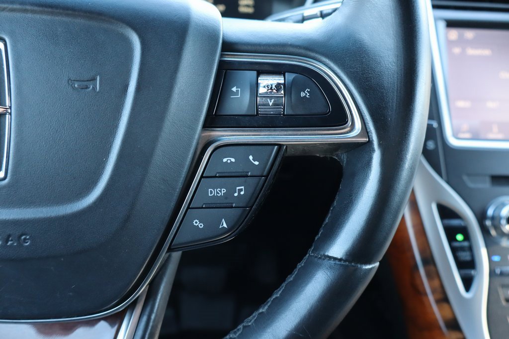 Used 2020 Lincoln Nautilus Reserve image 7