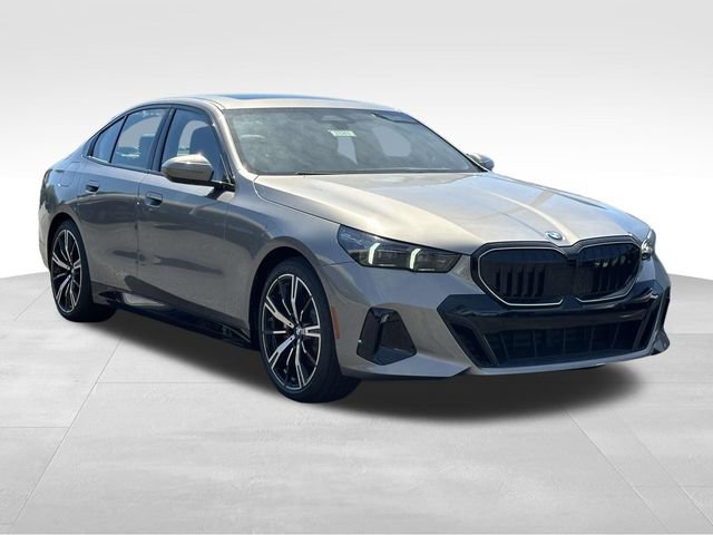 New 2027 BMW 530i xDrive w/ M Sport Package AWD/4WD image 1