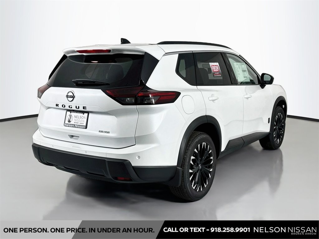 New 2026 Nissan Rogue Dark Armor FWD image 5
