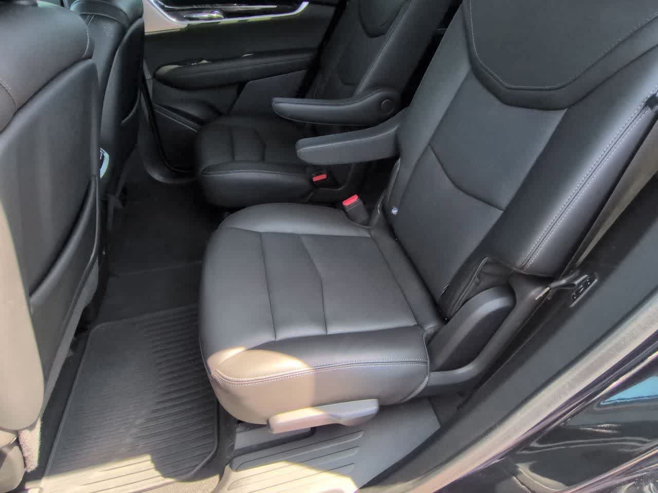 Used 2023 Cadillac XT6 Premium Luxury AWD/4WD image 20