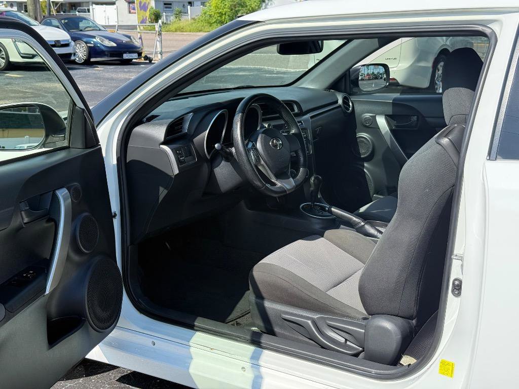 Used 2014 Scion tC image 10