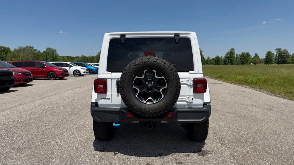 Used 2022 Jeep Wrangler Unlimited Rubicon 4xe AWD/4WD image 7