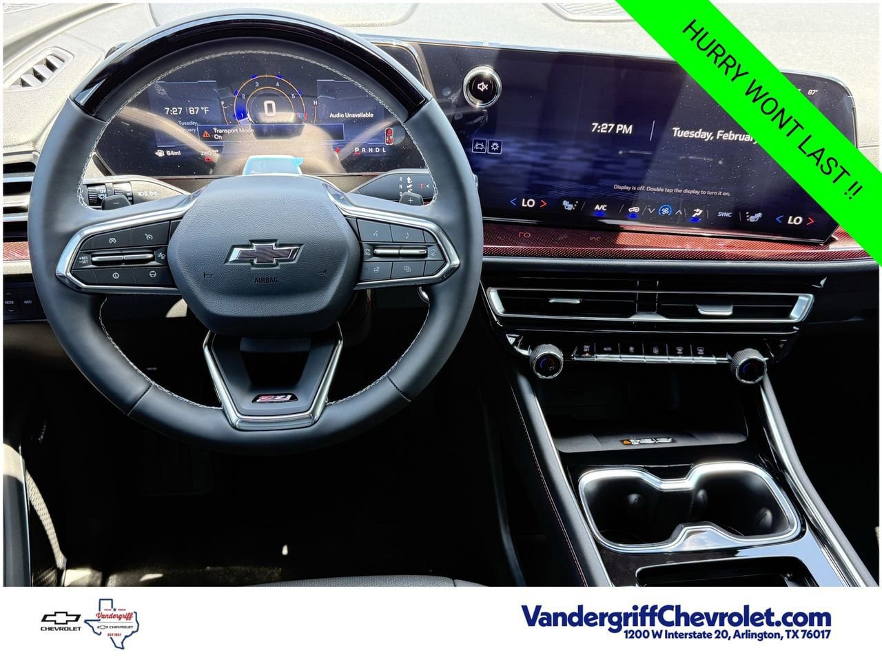 New 2026 Chevrolet Traverse Z71 w/ Enhanced Driving Package AWD/4WD image 11