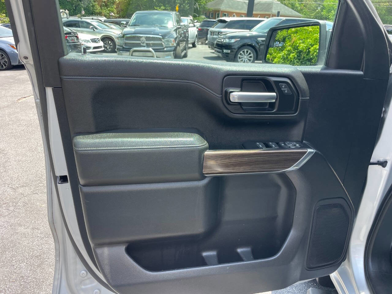 Used 2020 Chevrolet Silverado 1500 LT w/ Trailering Package AWD/4WD image 20