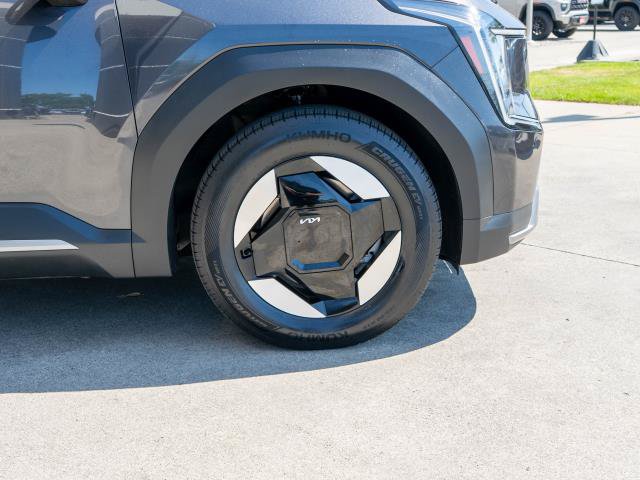 Certified 2024 Kia EV9 Wind AWD/4WD image 41