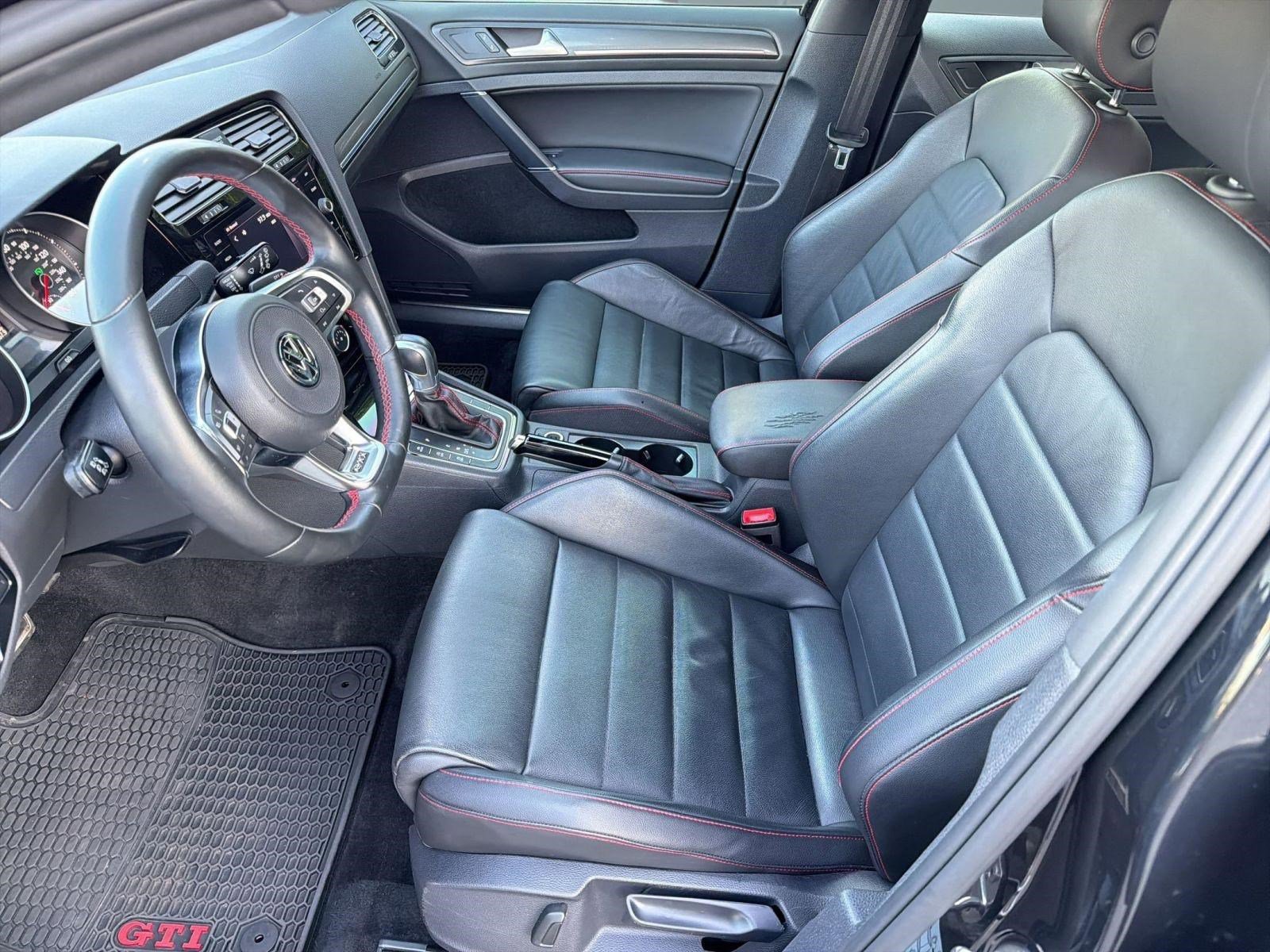 Used 2018 Volkswagen GTI SE w/ SE Leather Package FWD image 5