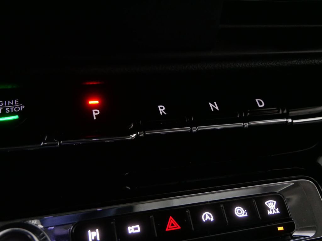 Used 2023 Lincoln Corsair Reserve w/ Towing Package image 21