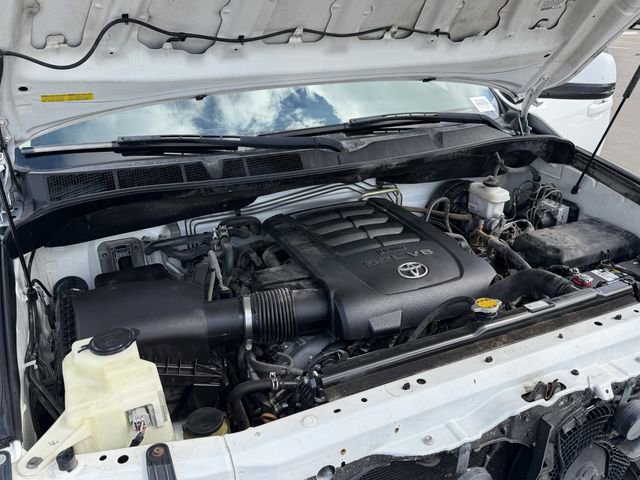 Used 2017 Toyota Sequoia SR5 image 27