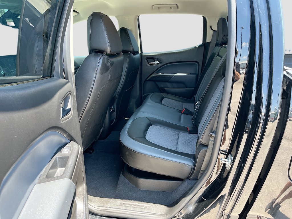 Used 2019 Chevrolet Colorado Z71 AWD/4WD image 23