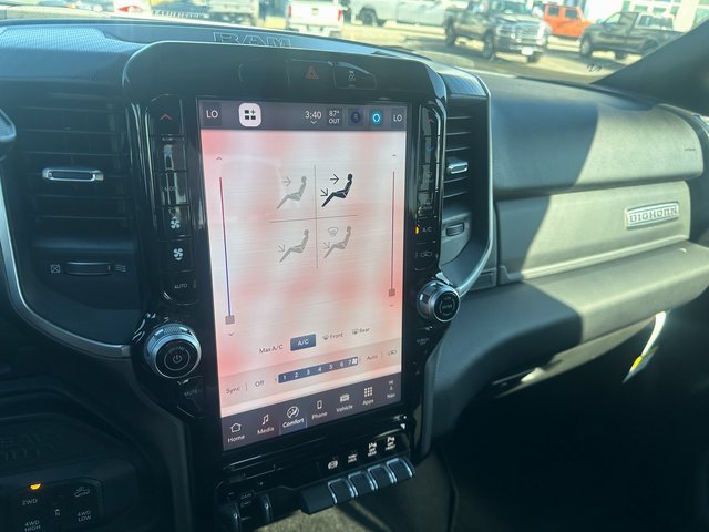 Used 2023 RAM 3500 Big Horn image 27