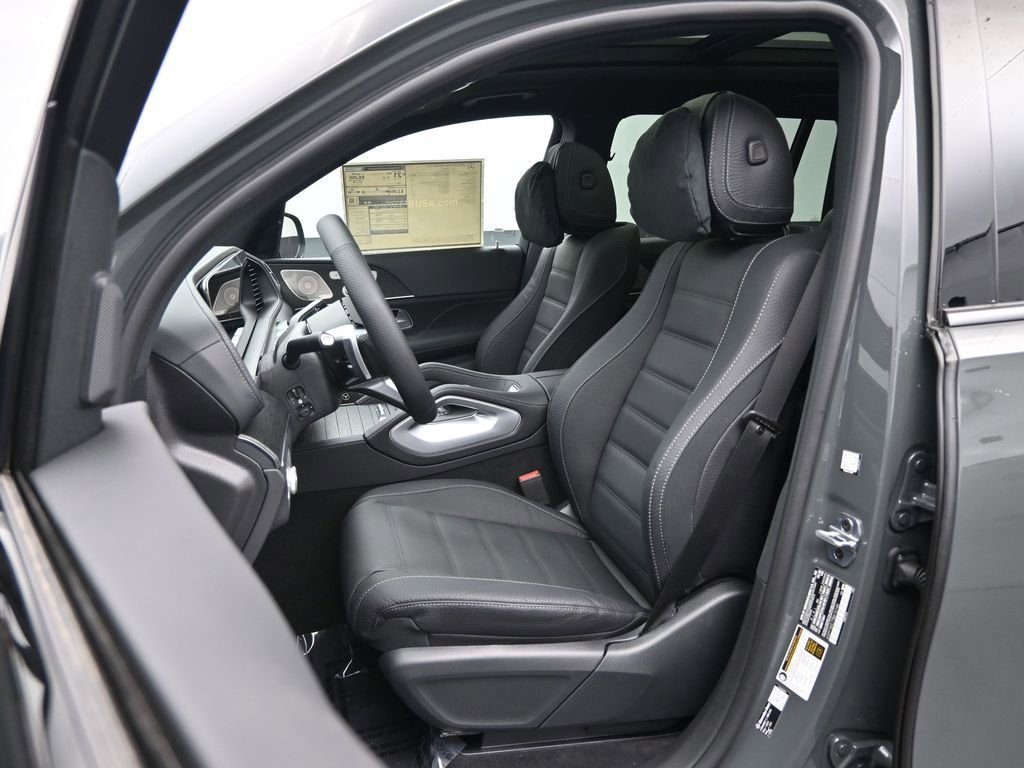 New 2026 Mercedes-Benz GLS 450 4MATIC image 18