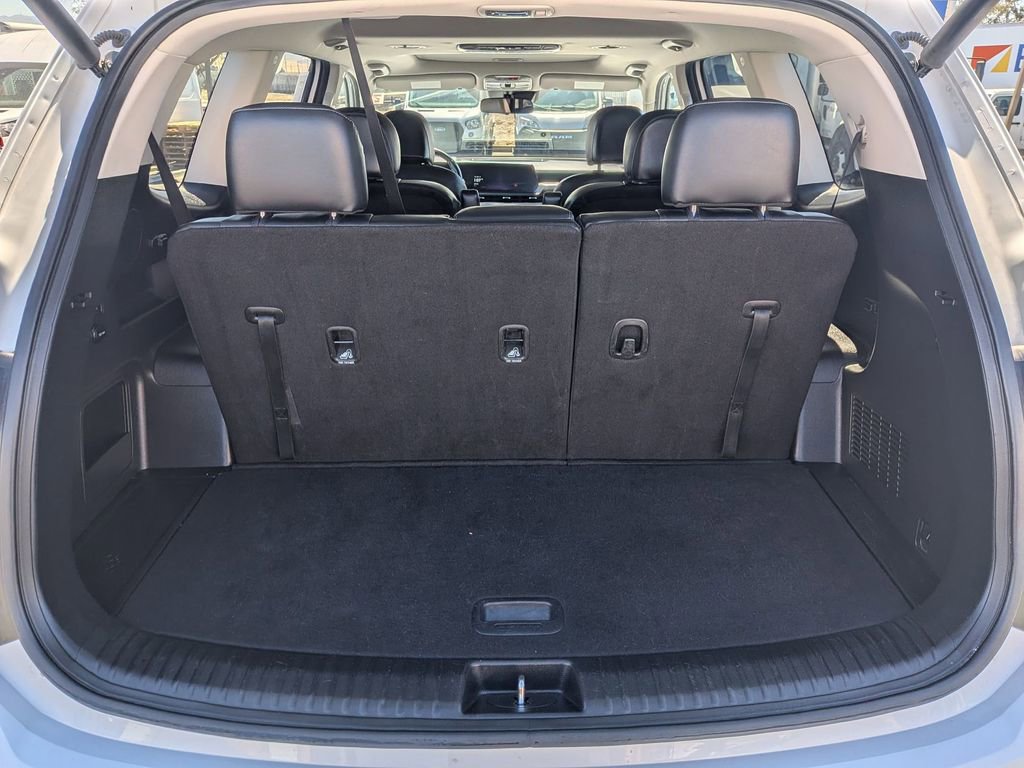 Used 2025 Kia Telluride S image 27