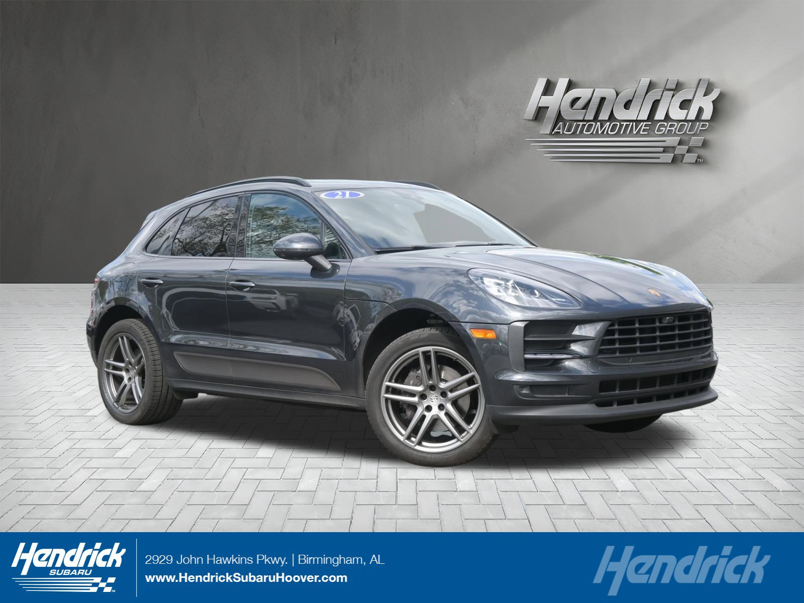 Used 2021 Porsche Macan AWD/4WD image 1
