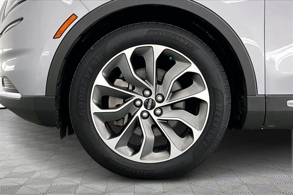 Used 2021 Lincoln Nautilus Reserve w/ Cargo Utility Package image 9