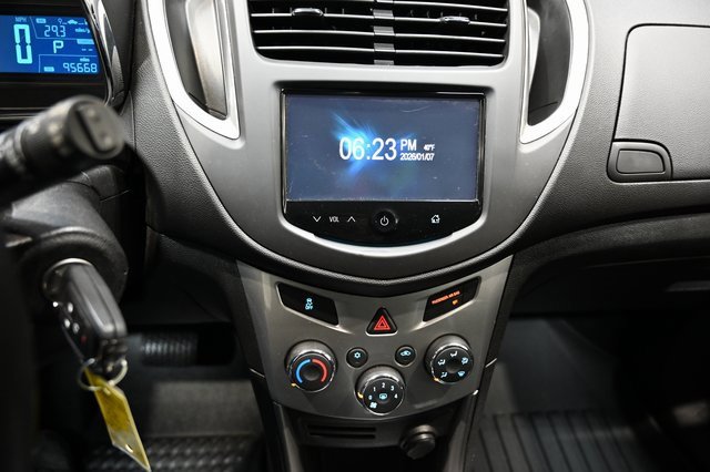 Used 2016 Chevrolet Trax LT w/ LT Convenience Package image 14