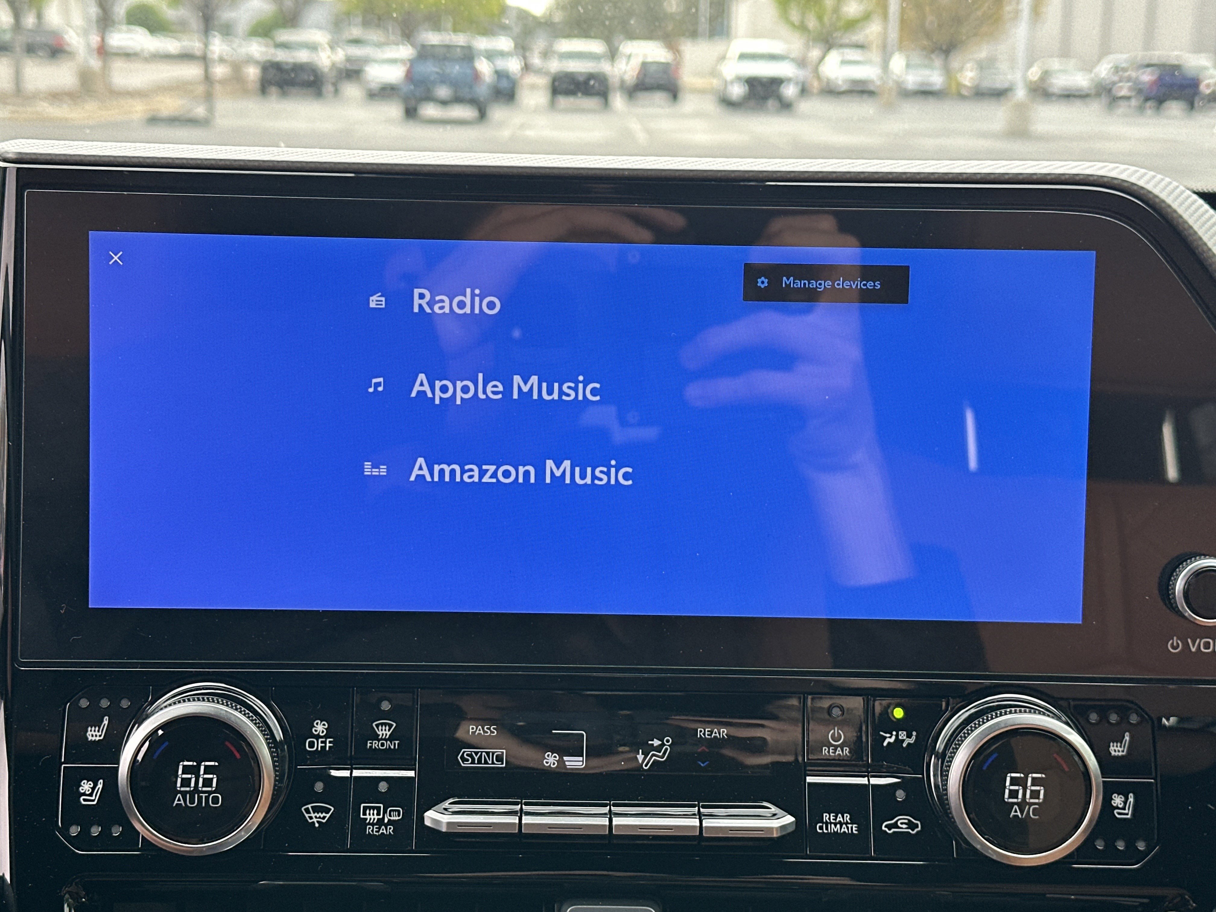 Used 2024 Toyota Highlander Platinum image 21