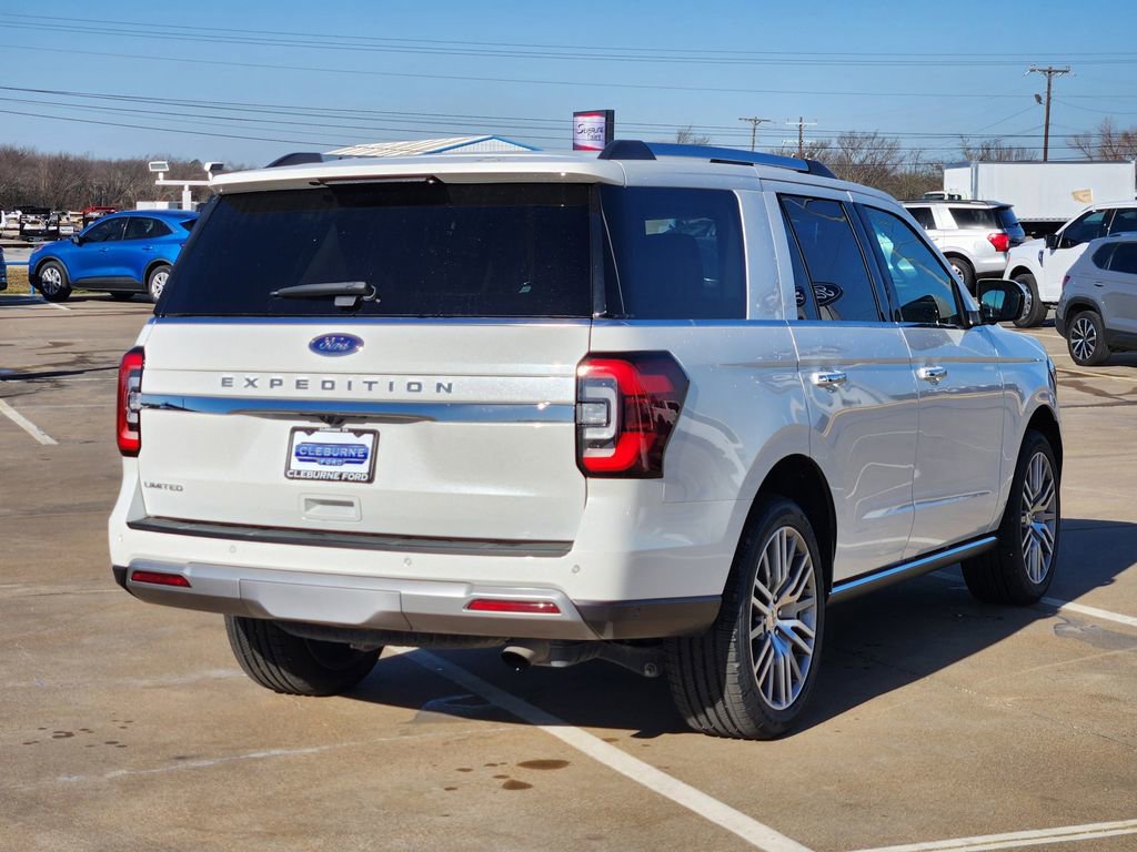 Used 2022 Ford Expedition Limited image 7