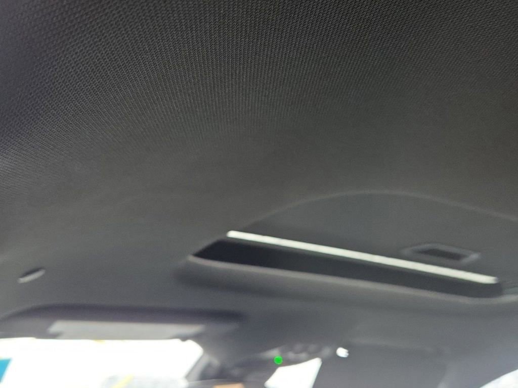 Used 2025 Buick Envista Sport Touring w/ Convenience I Package image 5