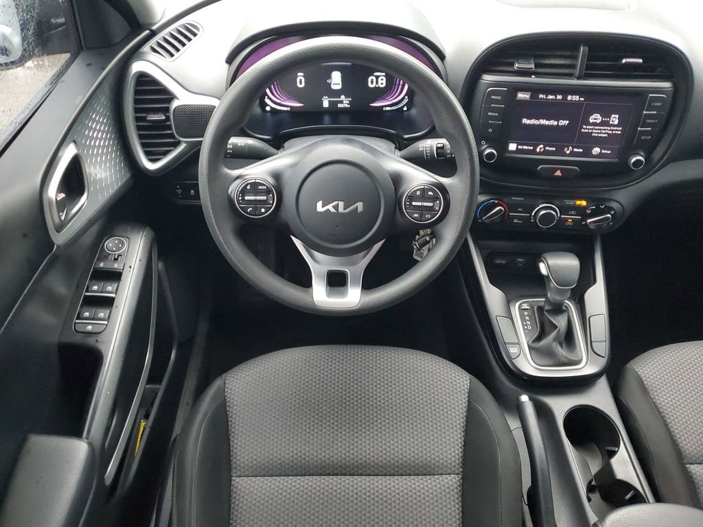 Certified 2024 Kia Soul LX w/ Option Group 015 image 10
