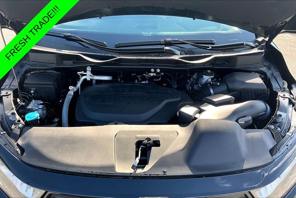 Certified 2024 Honda Odyssey Sport image 30