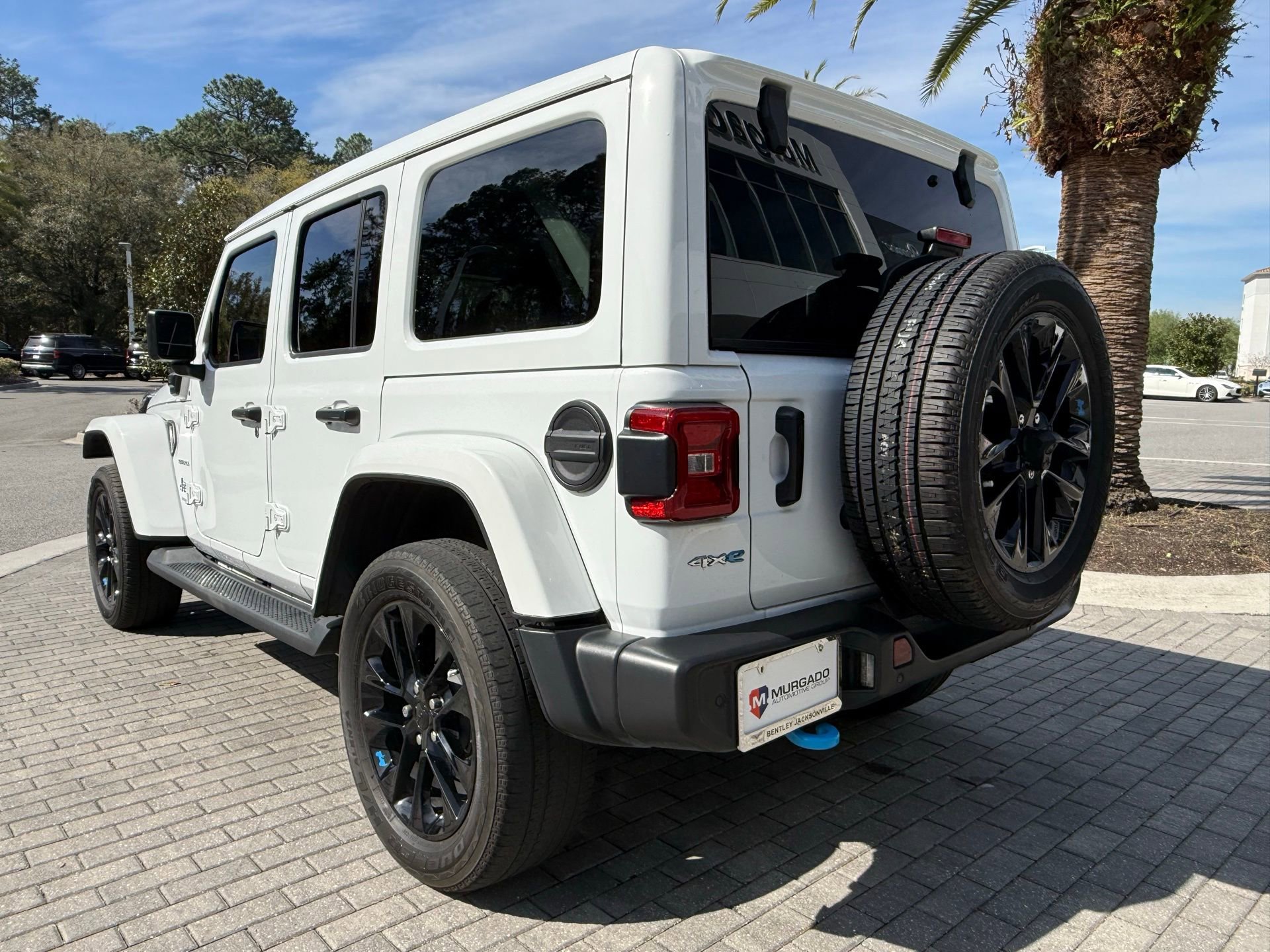 Used 2022 Jeep Wrangler Unlimited Sahara 4xe w/ Safety Group image 9