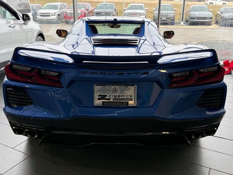 Used 2022 Chevrolet Corvette Stingray Premium Conv w/ Z51 Performance Package image 3