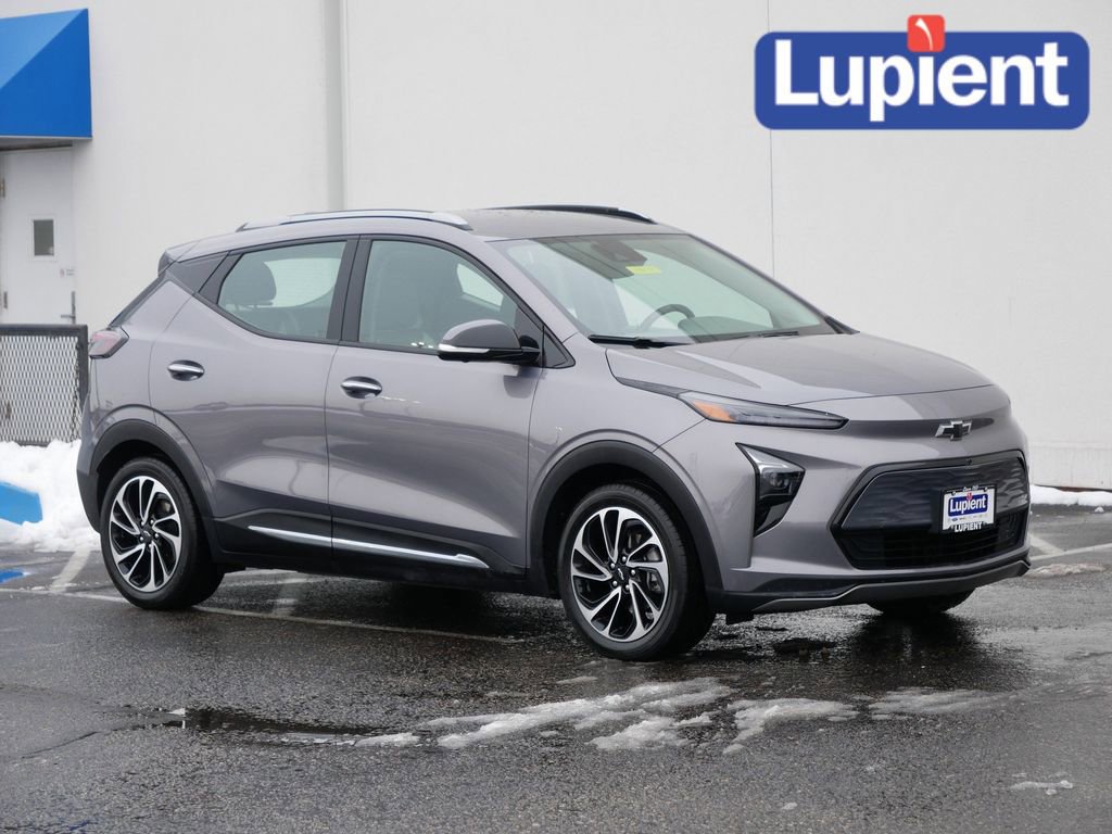 Used 2023 Chevrolet Bolt EUV Premier image 1