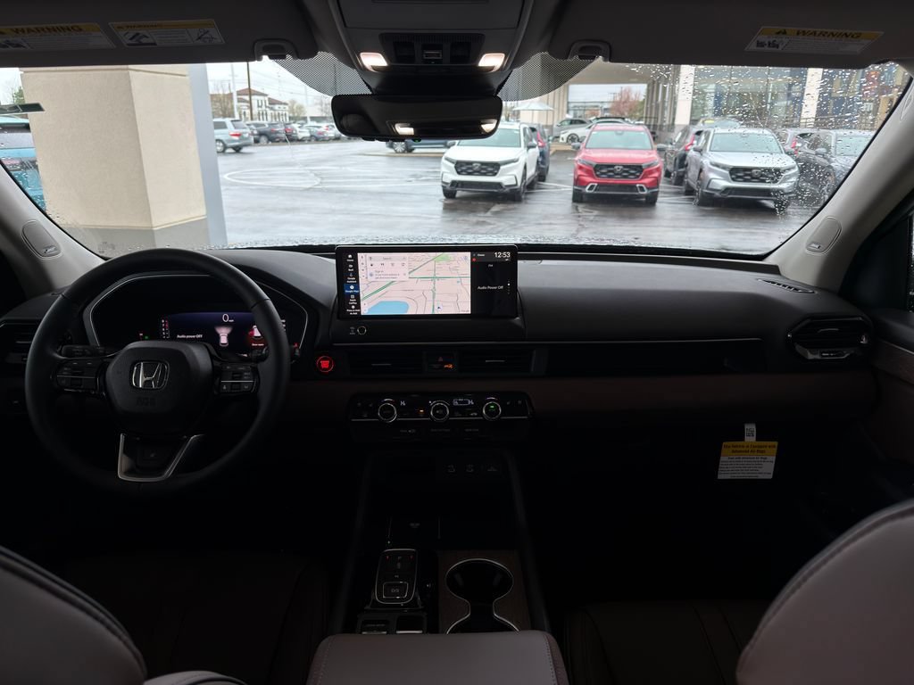 Used 2026 Honda Pilot Elite image 12