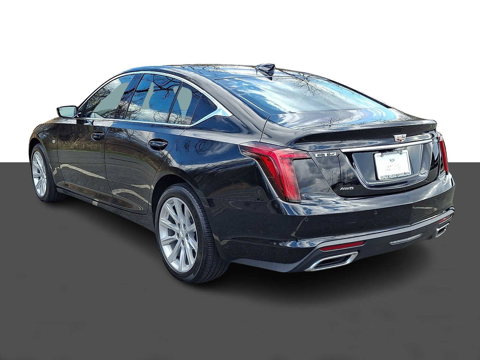 Used 2023 Cadillac CT5 Luxury w/ Sun And Sound Package image 4