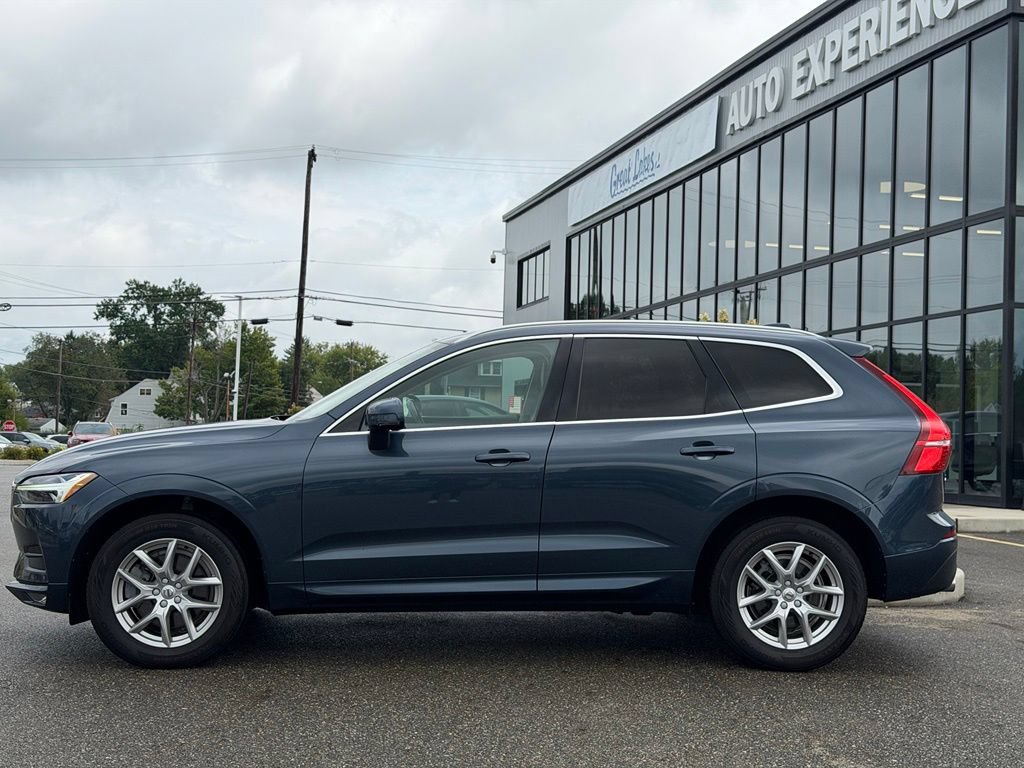 Used 2021 Volvo XC60 T6 Momentum AWD/4WD image 2