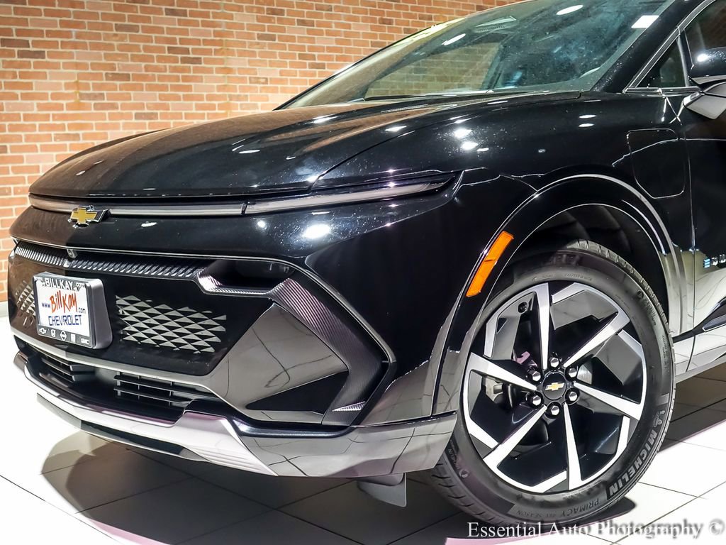 Used 2025 Chevrolet Equinox EV LT video 3