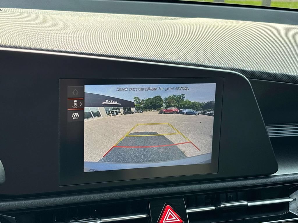 Certified 2023 Kia Niro LX FWD image 22