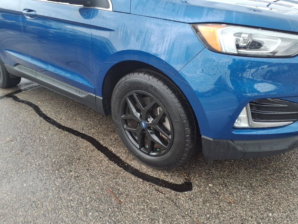 Used 2021 Ford Edge SEL w/ Convenience Package AWD/4WD image 5