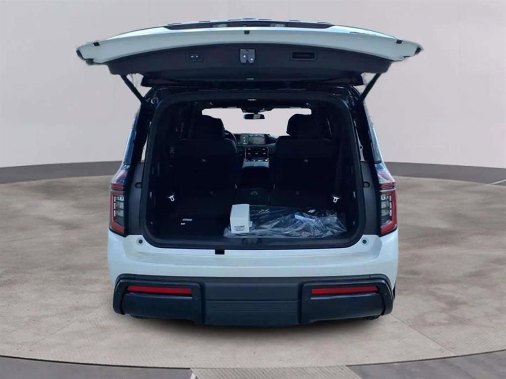 New 2026 Nissan Armada PRO-4X w/ Captain's Chari Seat Package image 20