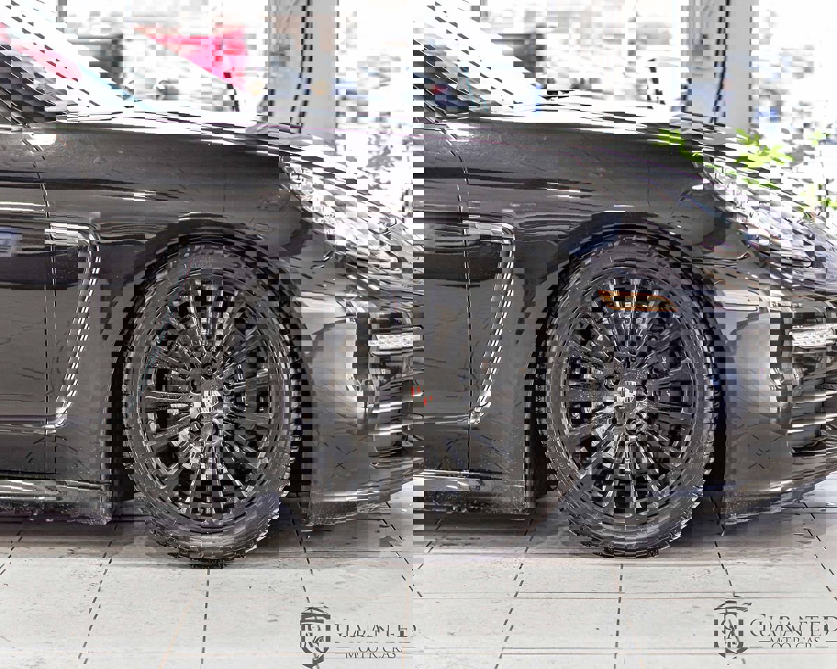 Used 2015 Porsche Panamera 4 image 11