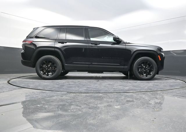 New 2026 Jeep Grand Cherokee Altitude image 27