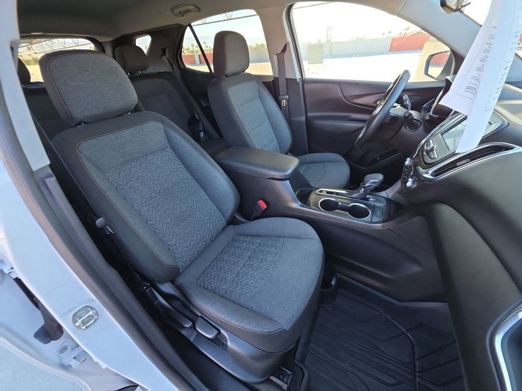 Used 2024 Chevrolet Equinox LT w/ LPO, Floor Liner Package image 29